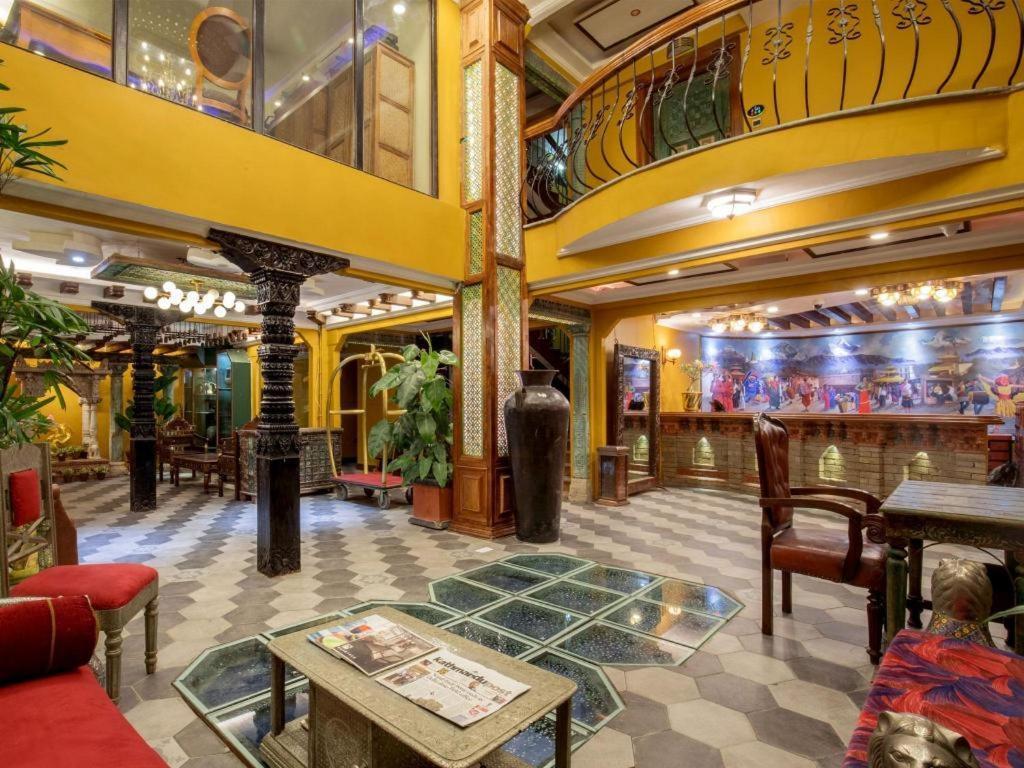 Heritage Hotel Suites And Spa Покхара Экстерьер фото